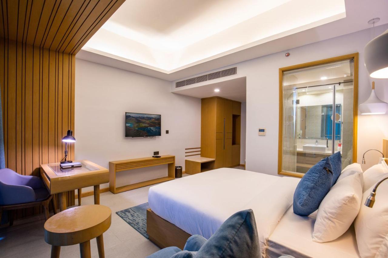Hotel Siraichuli Читван Экстерьер фото