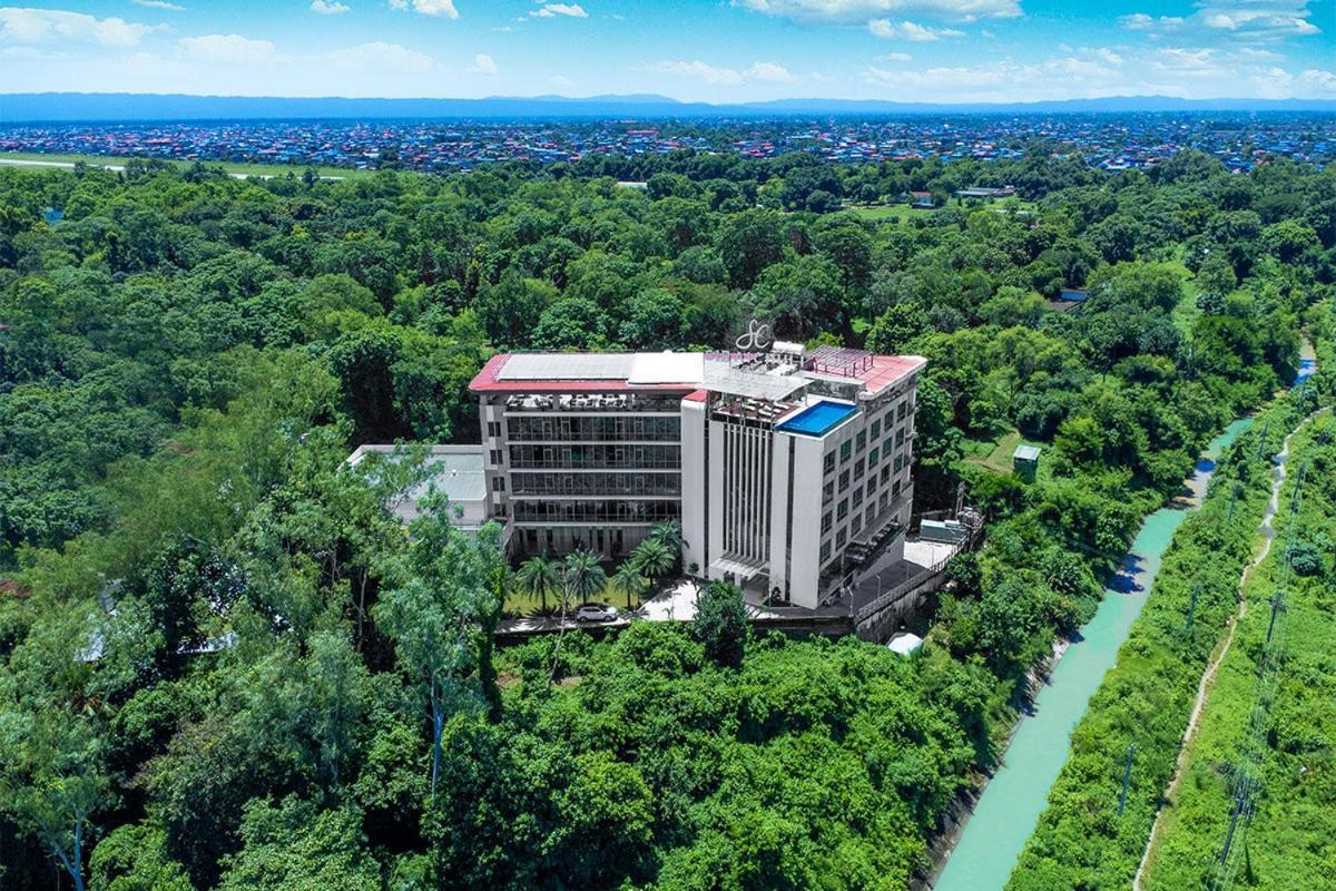 Hotel Siraichuli Читван Экстерьер фото